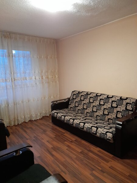 1 Decembrie la 5 minute de metrou