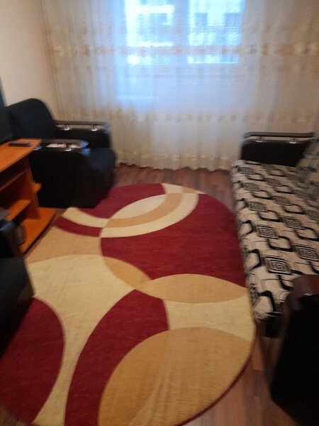 1 Decembrie la 5 minute de metrou