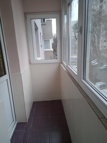 1 Decembrie la 5 minute de metrou